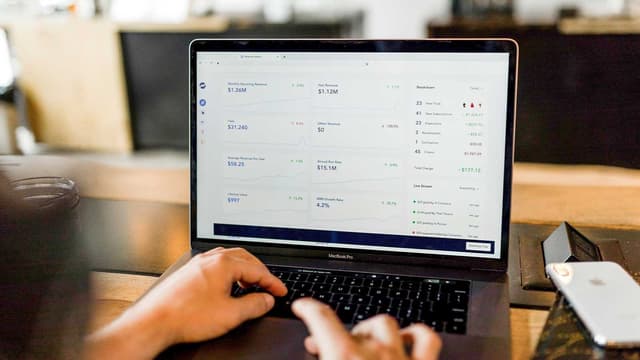 Cómo exportar datos desde el Dashboard de Analítica de Delio