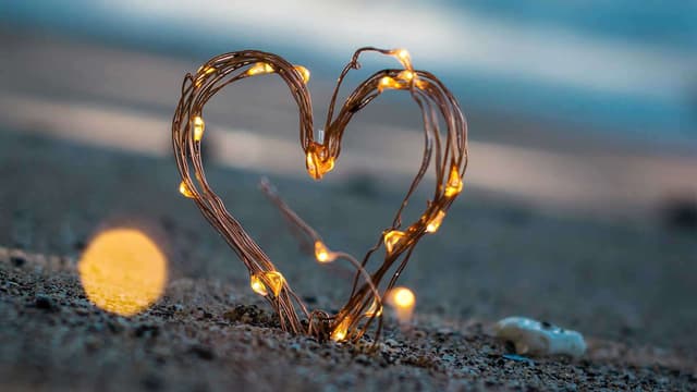 How should marketing and sales strategies change for St. Valentine&#8217;s Day?