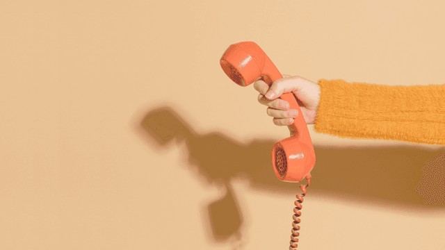 What are the advantages of having a dynamic phone to increase sales?